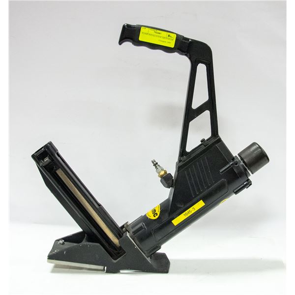 FLOOR INSTALLATION AIR STAPLER