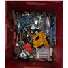 Image 1 : MISC HARDWARE LOT