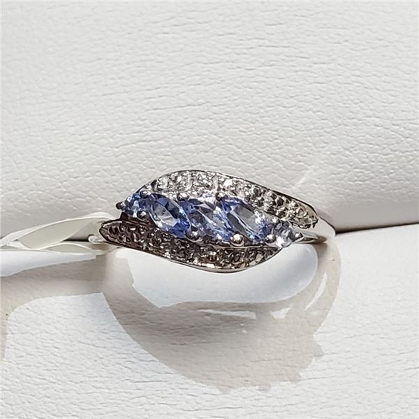 Silver Tanzanite Ring (~Size 0) (~length 0 inches), Suggested Retail Value $200