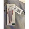 Image 2 : Up! Ladies Capris Size 12
