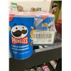 Image 3 : CASE LOT Pringles salt and vinegar 12 x 8g