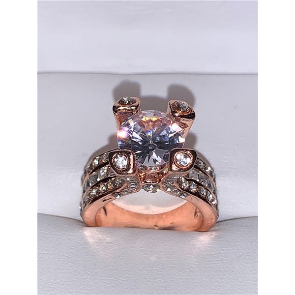 Ladies Brilliant Cut 1.0 Carat Solitaire Rose engagement ring Size 7