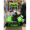 Image 2 : Green works snow blower