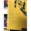 Image 2 : VINTAGE HOCKEY COLLECTIBLE LOT