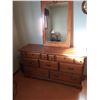 Image 3 : Vilias Canada Long Wood Dresser With Mirror