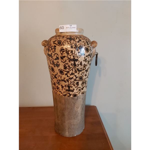 Large Decretive Pottery Piece