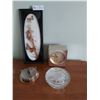 Image 1 : Seiko Desk Clock With Butterfly & Set Of Metal Coasters With Crystal Candy Bowl