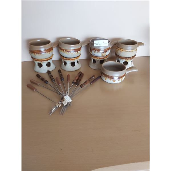 Fondue Boat Or Gravy Boat With Warmer & Fondue Forks