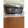 Image 1 : Sylvania Stainless Steal Microwave