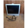Image 1 : 20" Toshiba LCD Flat Panel TV With Wall Mount And Toshiba DVD/VHS Player