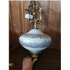 Image 1 : Vintage Swag Lamp