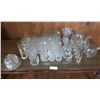 Image 1 : Large Assortment Of Glass And Lead Crystal Glassware