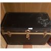 Image 1 : Skyway Vintage Trunk
