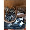 Image 1 : large Assortment Of Wheels And Castors