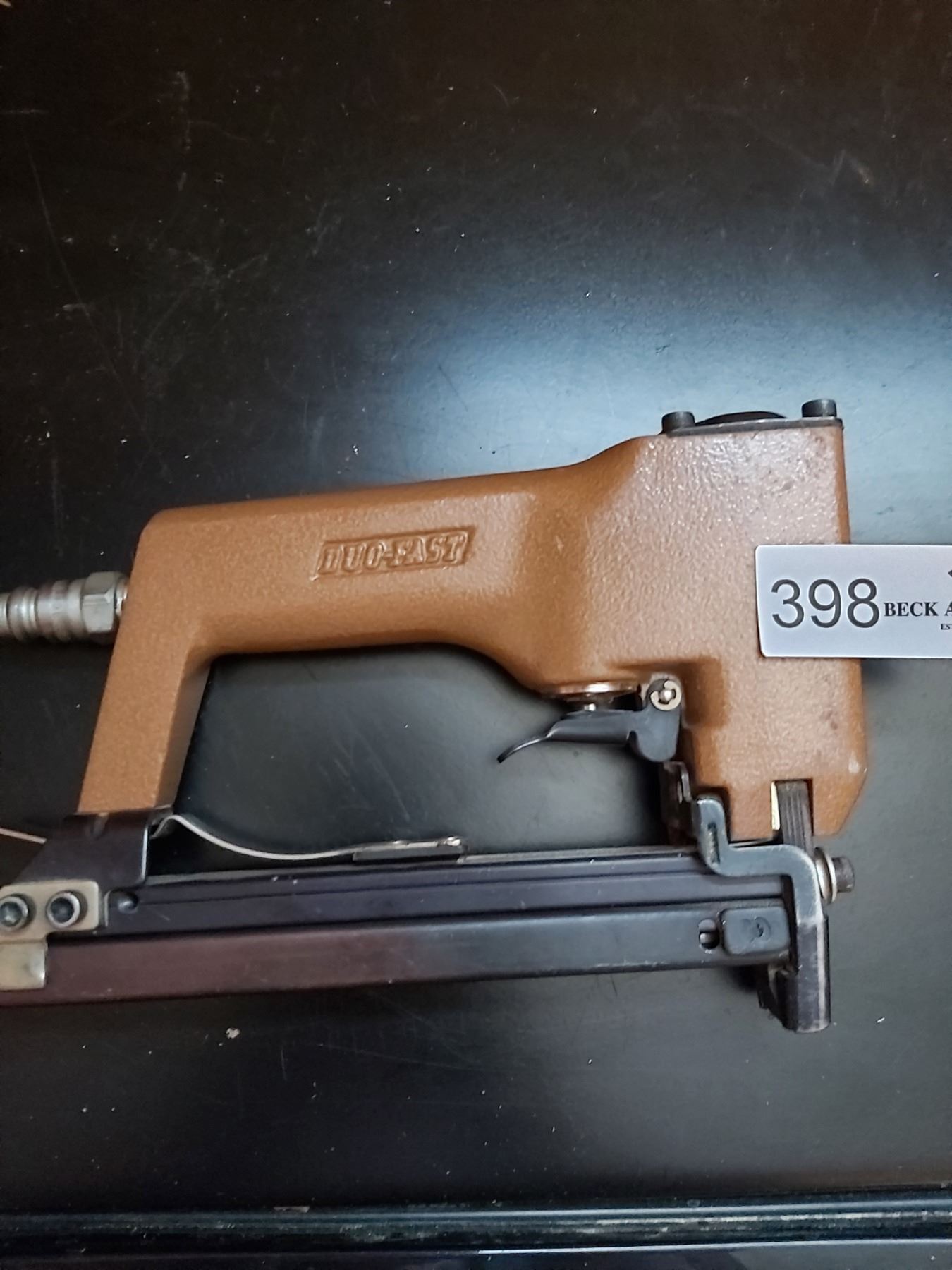 Stepler Fast Duo Fast Air Stapler - Beck Auctions Inc.