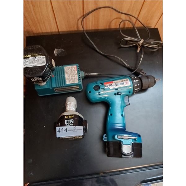 Makita 10mm Drill With Batteries And Charger