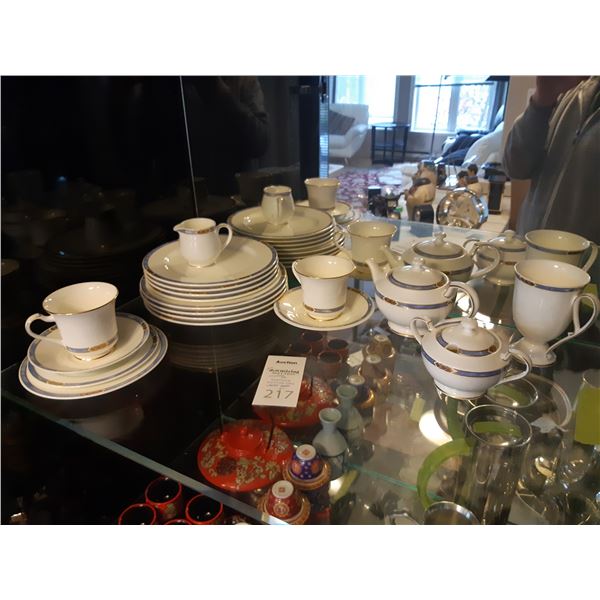 Four Seasons Noritake Japan dishes. Cat A