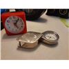 Image 2 : Lot of clocks. Cat A