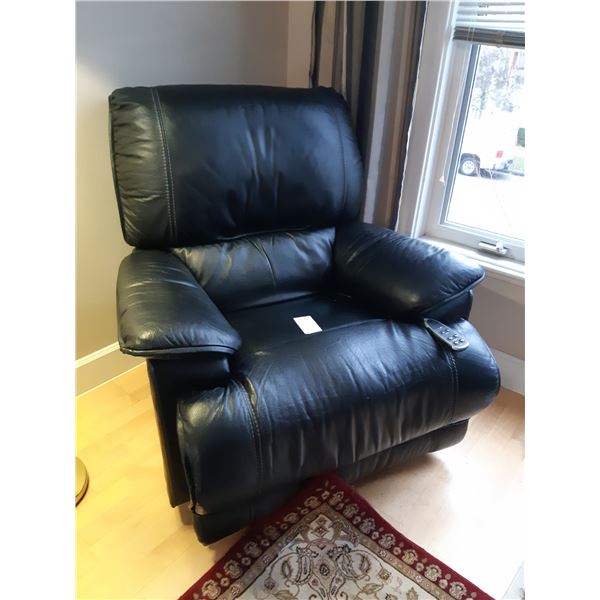 Lazy Boy Leather Recliner Cat C