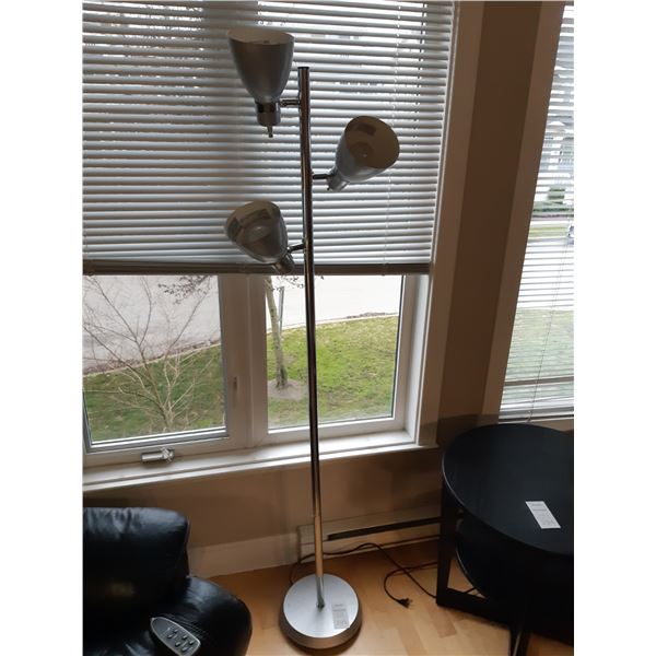 Metal Floor Lamp Cat B