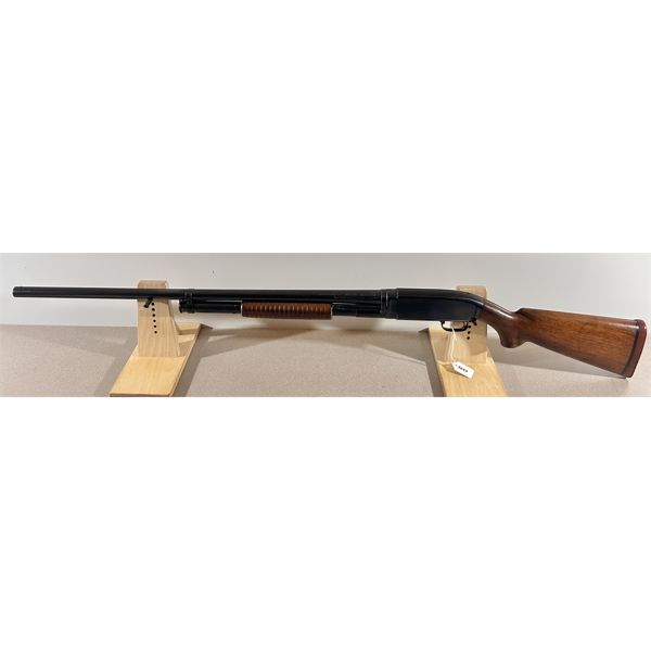 WINCHESTER MODEL 12 IN 12 GA