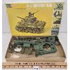 Image 2 : LOT OF 2 - REVELL U.S. ARMY M-4 ARMY TANK - HANDLEY PAGE VICTOR JET BOMBER MODEL KITS
