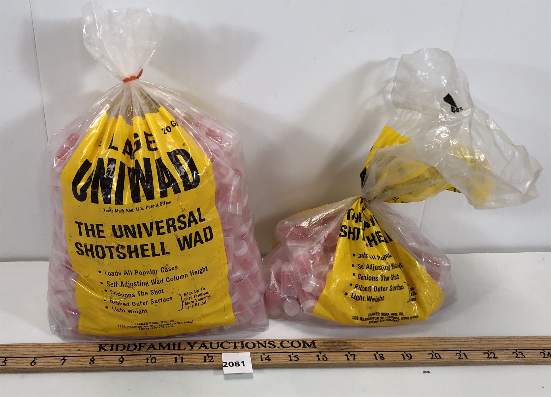 Shell Wad LOT OF 2 - LAGE UNIWAD 20GA SHOTSHELL WADS