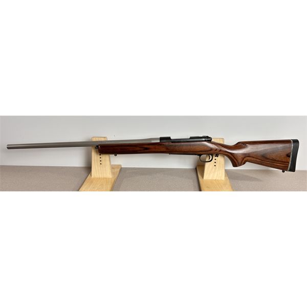 WINCHESTER MODEL 70 IN 300 WSM