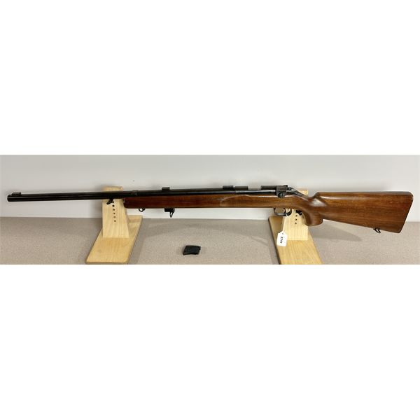 WINCHESTER MODEL 52 IN .22 LR