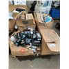 Image 1 : PALLET LOT OF ASSORTED STAINLESS STEEL MARINE HARDWARE, FLUIDS, LUBRICANTS, ETC