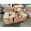 Image 1 : PALLET OF ASSORTED MARINE HARDWARE
