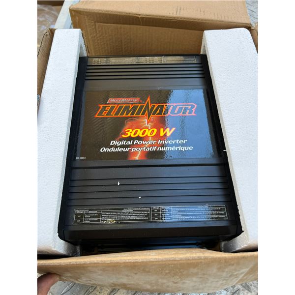 MOTOMASTER ELIMINATOR DIGITAL POWER INVERTER