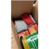 Image 3 : BOX OF NEW THERMAL SOCKS, PROPYLENE ROPE AND ICE SCRAPERS