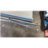 Image 8 : 4:3 RATIO RADIANT PROJECTION SCREEN ON TRIPOD WITH 2 SOFT CASES AND HARD CASE