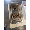 Image 2 : MARINE STOVE WITH 2 BOAT CRANKS AND TOTE AND DRYING RACK