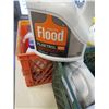 Image 4 : 3 CRATES OF ZEP CLEANER, FLOOR POLISH, SANITIZER AND MORE