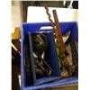 Image 2 : BOX AND CRATE OF SAW BLADES, FASTENERS AND MORE