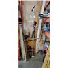 Image 1 : UNIVERSAL FLOOR TO CEILING GRAB BAR, MOBILITY ASSIST