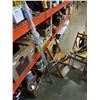 Image 2 : 4 BARBELLS AND CURL BARS WITH 2 WOOD FOLDING CHAIRS