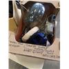 Image 3 : 2 BOXES W/ BIRD FEEDERS, MOSQUITO LAMP, WASP TRAPS, ETC