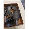 Image 3 : TRAY OF DIFFERENT SIZE METAL SCOOPS SIZES MARKED