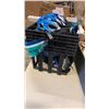 Image 2 : LOT OF YOUTH SPORTING GOODS, SKATEBOARD, HELMETS, GOGGLES, ETC