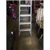 Image 2 : 6FT ALUMINUM STEP LADDER