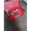 Image 2 : BEACH TOOLBOX WITH CONTENTS