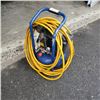 Image 1 : BLUE PORTABLE PANCAKE AIR COMPRESSOR WITH HOSE WORKING