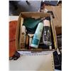 Image 2 : BOX OF PAINTING SUPPLIES