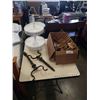 Image 1 : BOX OF METAL AND BRASS - CARRIAGE CLOCK CASE AND TEIRED DESSERT STAND