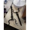 Image 2 : BOX OF METAL AND BRASS - CARRIAGE CLOCK CASE AND TEIRED DESSERT STAND