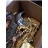 Image 8 : BOX OF METAL AND BRASS - CARRIAGE CLOCK CASE AND TEIRED DESSERT STAND