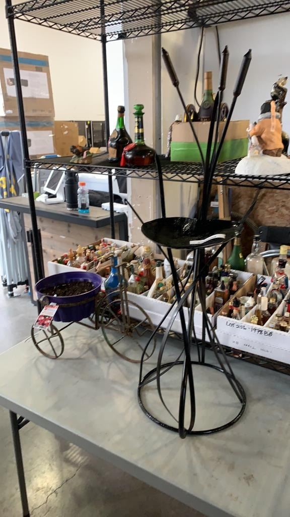 METAL CATTAIL REED PLANTSTAND WITH METAL TRICYCLE PLANTER STAND